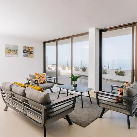 Sunset White - Ocean View, Jakuzzi, Heated Pool, Air-conditioning, Grill Villa Playa de las Americas (Tenerife)