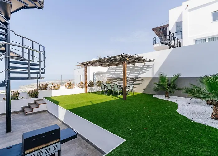 Villa Sunset White - Ocean View, Jakuzzi, Heated Pool, Air-conditioning, Grill Playa de las Américas