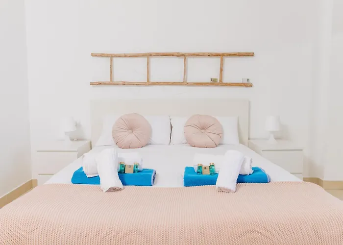 Sunset White - Ocean View, Jakuzzi, Heated Pool, Air-conditioning, Grill Villa